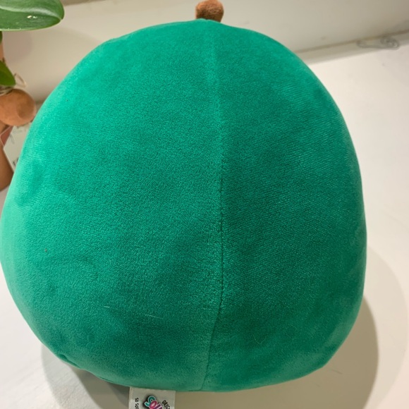 SquishMallows avocado plush, size 8”, green/brown NWOT - Picture 3 of 4